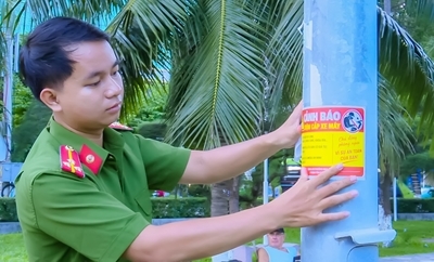 Công an phường Nha Trang ra quân tuyên truyền, cảnh báo, phòng ngừa mất trộm xe máy